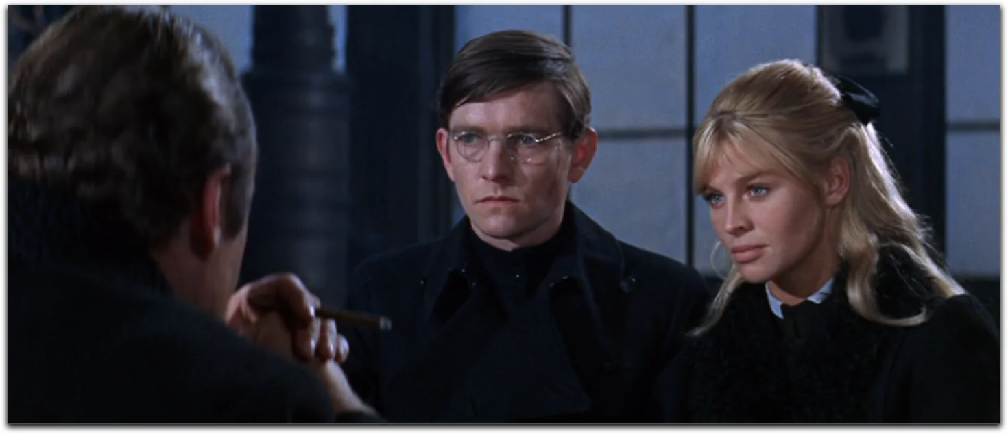 doctor-zhivago-julie-christie-collar