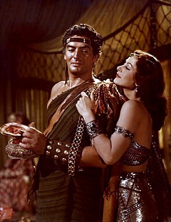 250px Color photograph of Victor Mature and Hedy Lamarr as Samson and Delilah